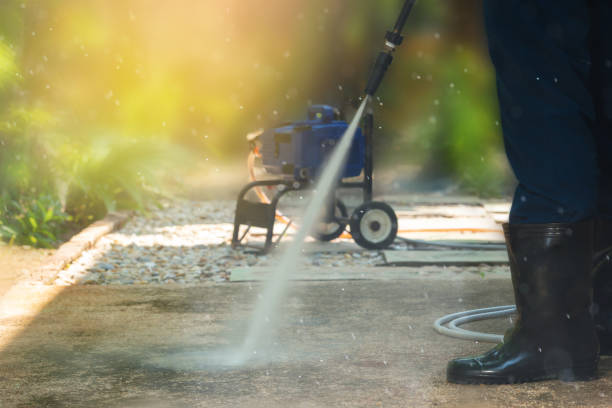 Best Pool Deck Cleaning  in Independent Hill, VA